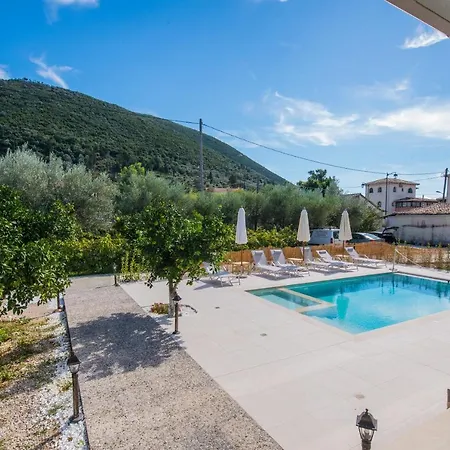 Apartament Kampos *